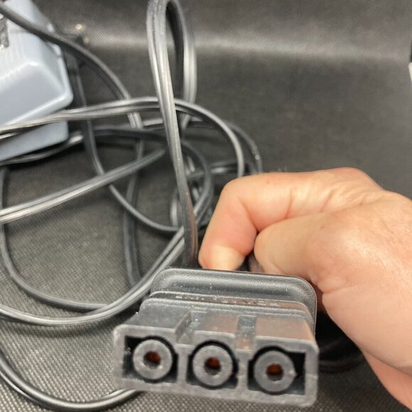 Sewing machine pedal - Picture 3 of 3